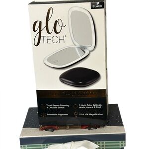 NIB Glo Tech LED Compact Mirror.